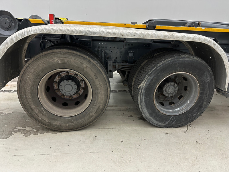 Camion ampliroll DAF CF75.360 - 6x2