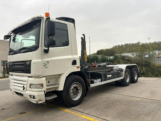 Camion ampliroll DAF CF85-410. 6x2. EU5. Retarder.