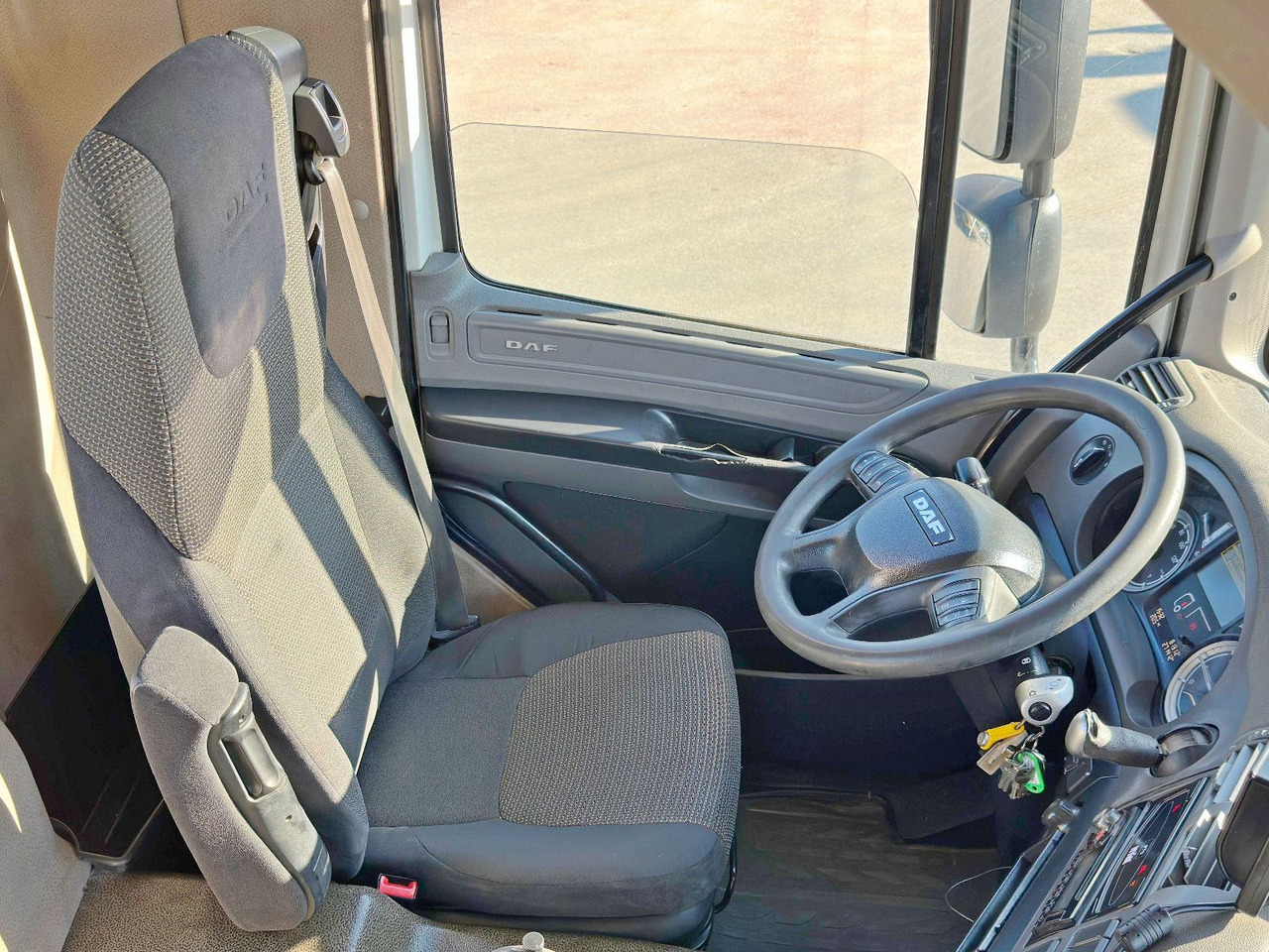 Camion ampliroll DAF CF 440 * HAKOWIEC * 8x4 * STAN BDB