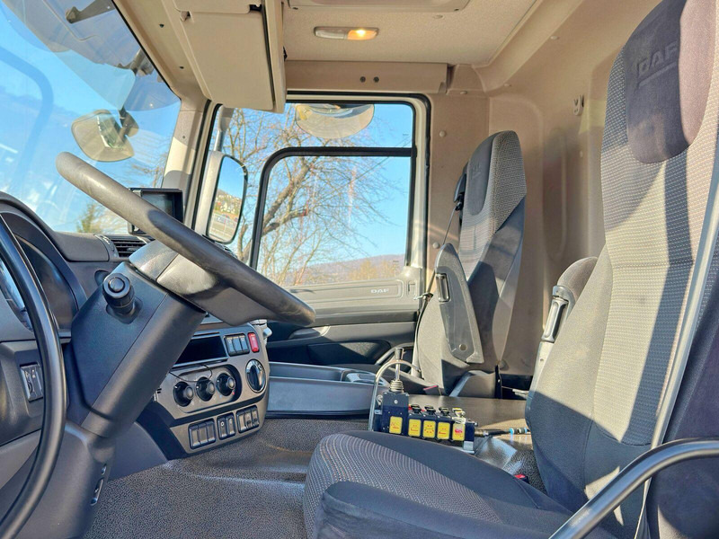 Camion ampliroll DAF CF 440 * HAKOWIEC * 8x4 * STAN BDB