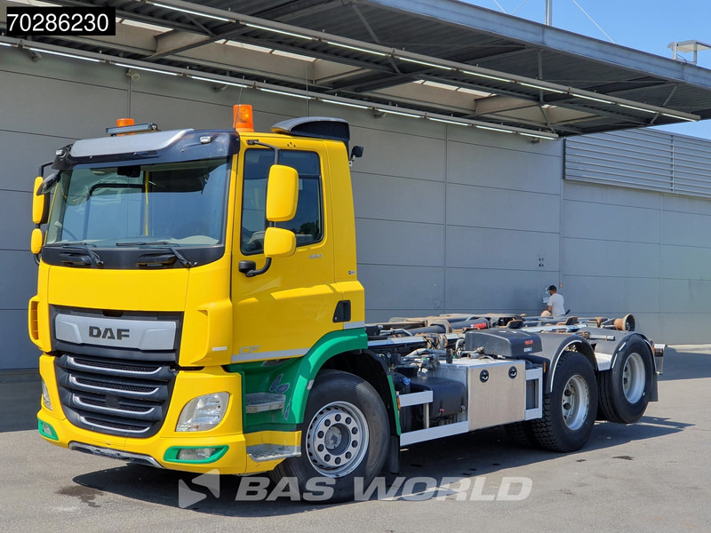 Camion ampliroll DAF CF 450 CF 6X2 HIAB 20ZL53 Hooklift LiftAxle Automatic 20 Tonnes ACC Euro 6