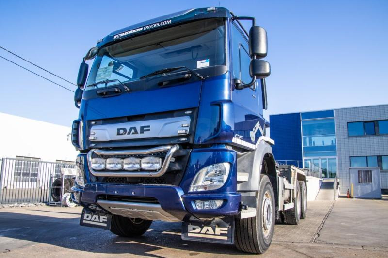 Camion ampliroll DAF CF 450+E6+INTARDER