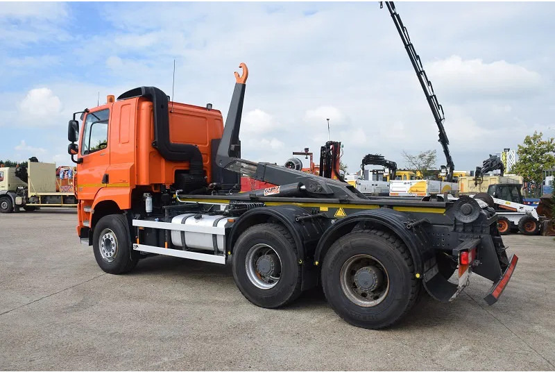 Camion ampliroll DAF CF 460