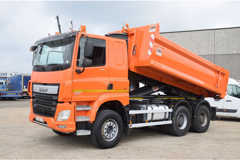 Camion ampliroll DAF CF 460