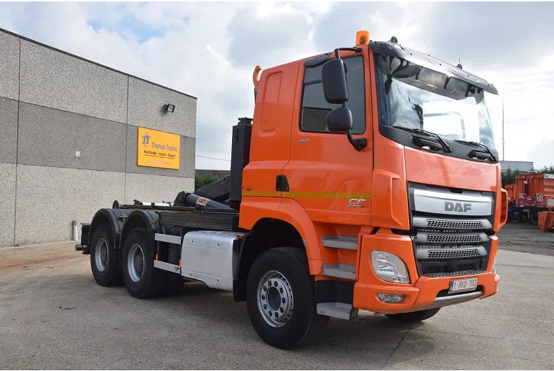 Camion ampliroll DAF CF 460