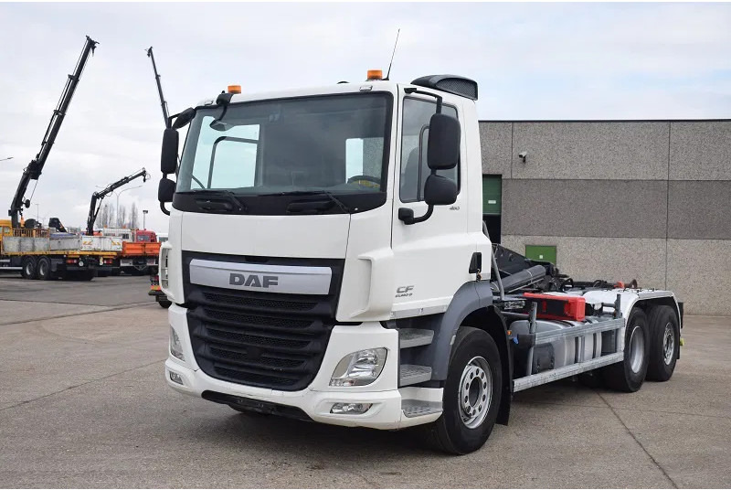 Camion ampliroll DAF CF 460