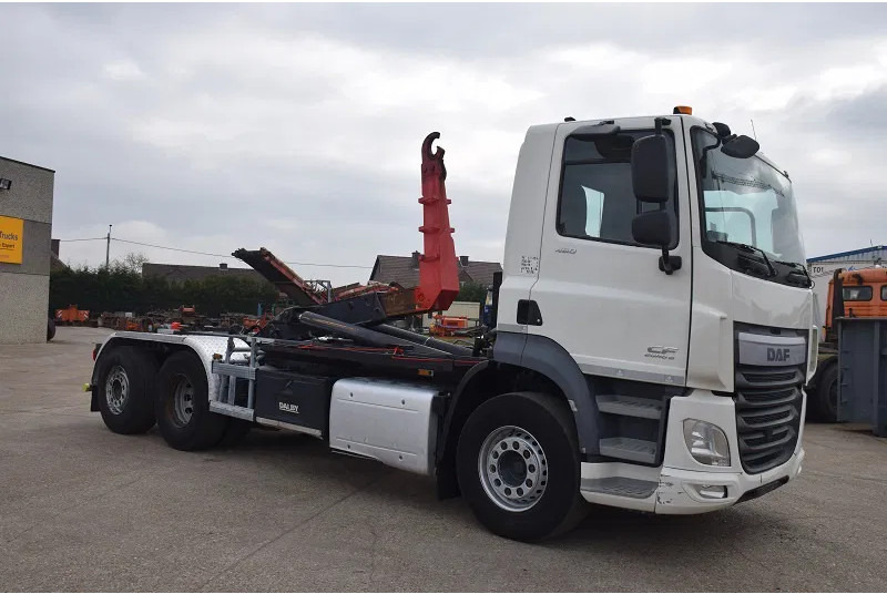 Camion ampliroll DAF CF 460