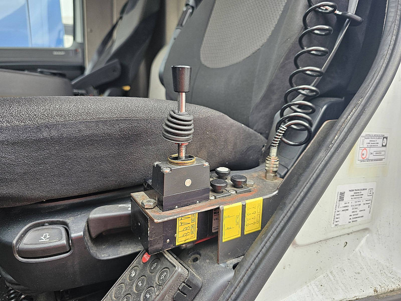 Camion ampliroll DAF CF 460 6X2 FAS AJK 20T HOOK