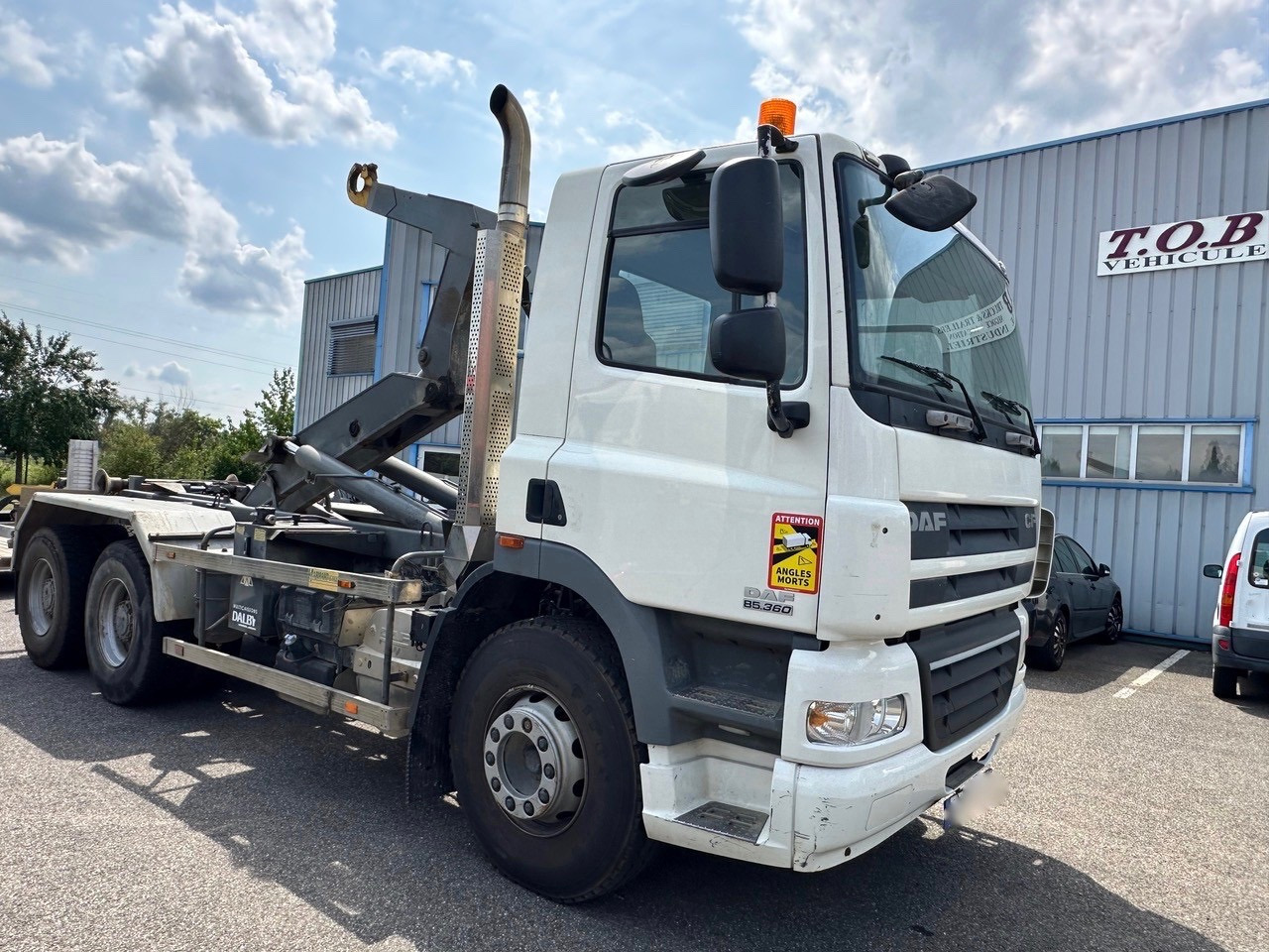 Camion ampliroll DAF CF 85.360