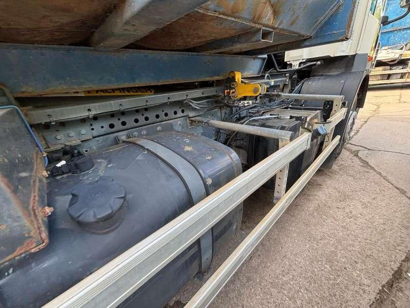 Camion ampliroll DAF CF 85.460 6X2