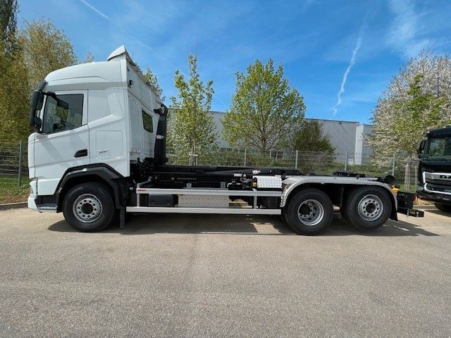 Camion ampliroll DAF FAN XF 480 NGD