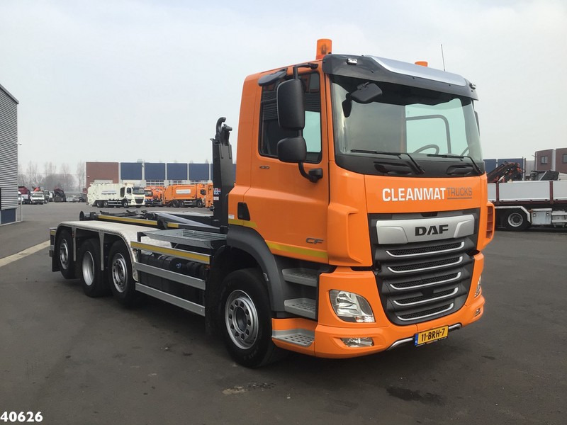 Camion ampliroll DAF FAQ CF 430 VDL 30 Ton haakarmsysteem