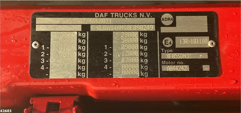 Camion ampliroll DAF FAS 105 XF 410 VDL haakarmsysteem