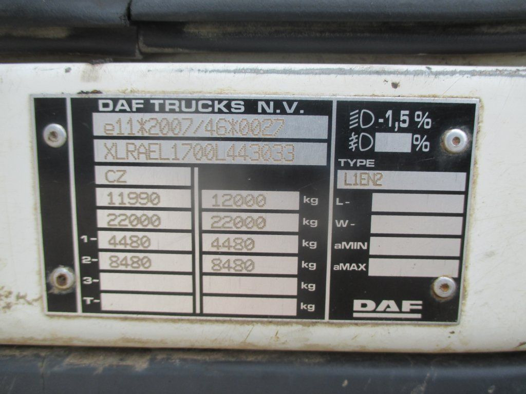 Camion ampliroll DAF LF 12.250