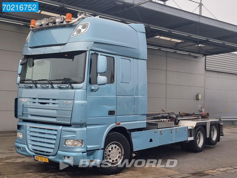 Camion ampliroll DAF XF105.460 6X2 NL-Truck Hiab XR26S61 Manual Liftachse Euro 5
