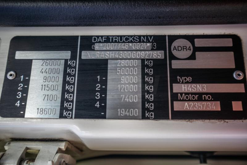 Camion ampliroll DAF XF 105.460 - AJK + intarder