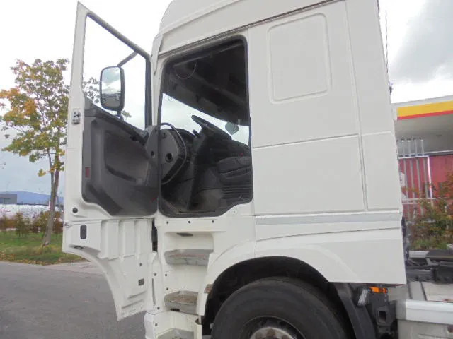 Camion ampliroll DAF XF 106 510 8X2 TRIPLE NL TRUCK