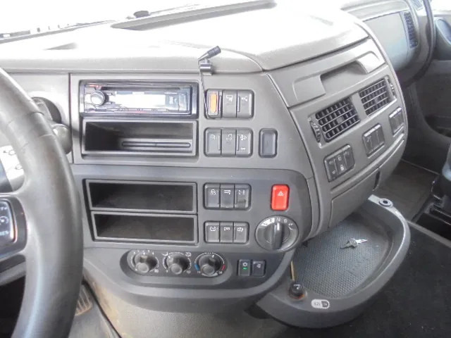 Camion ampliroll DAF XF 106 510 8X2 TRIPLE NL TRUCK