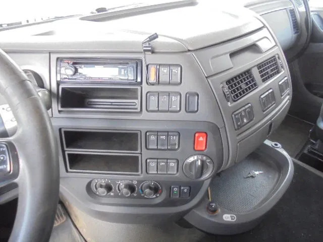 Camion ampliroll DAF XF 106 510 8X2 TRIPLE NL TRUCK