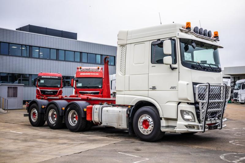 Camion ampliroll DAF XF 510 - AJK