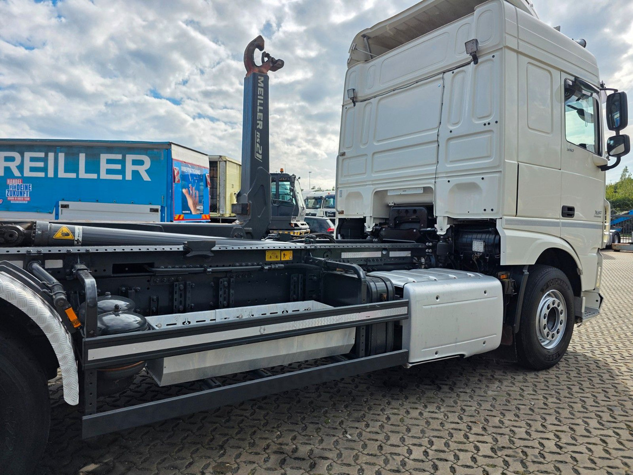 Camion ampliroll DAF XF 510 FAN / ZF Intarder / Lenk-Liftachse