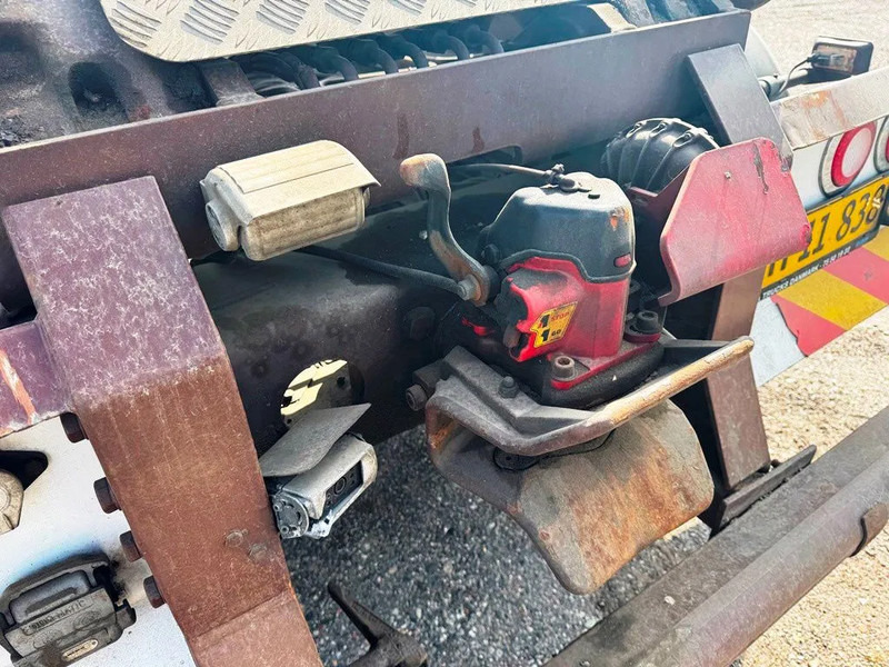 Camion ampliroll DAF XF 530 Hoglift with knæk arm.