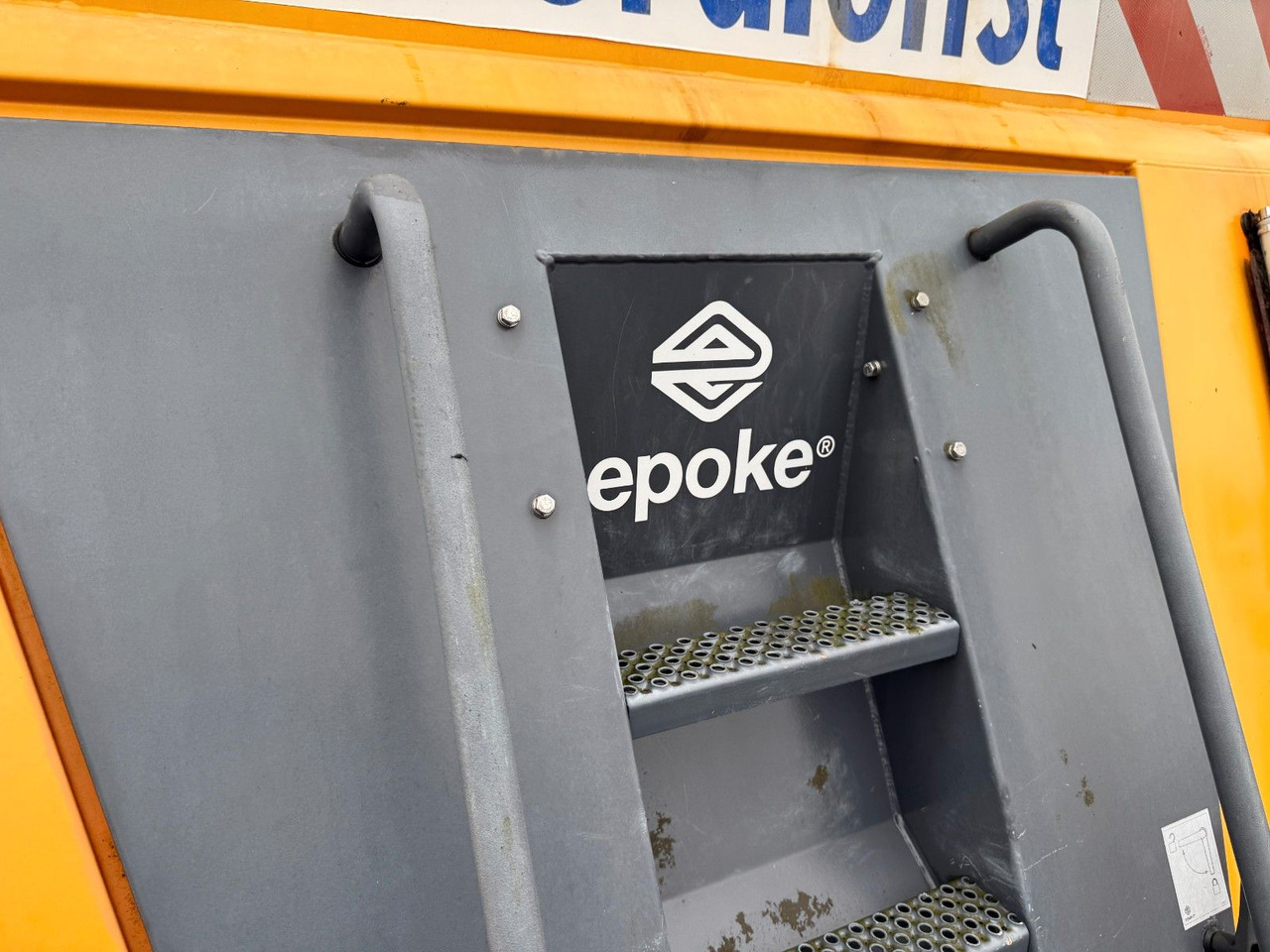 Camion ampliroll Epoke Salzstreuer Winterdienst Bandstreuer