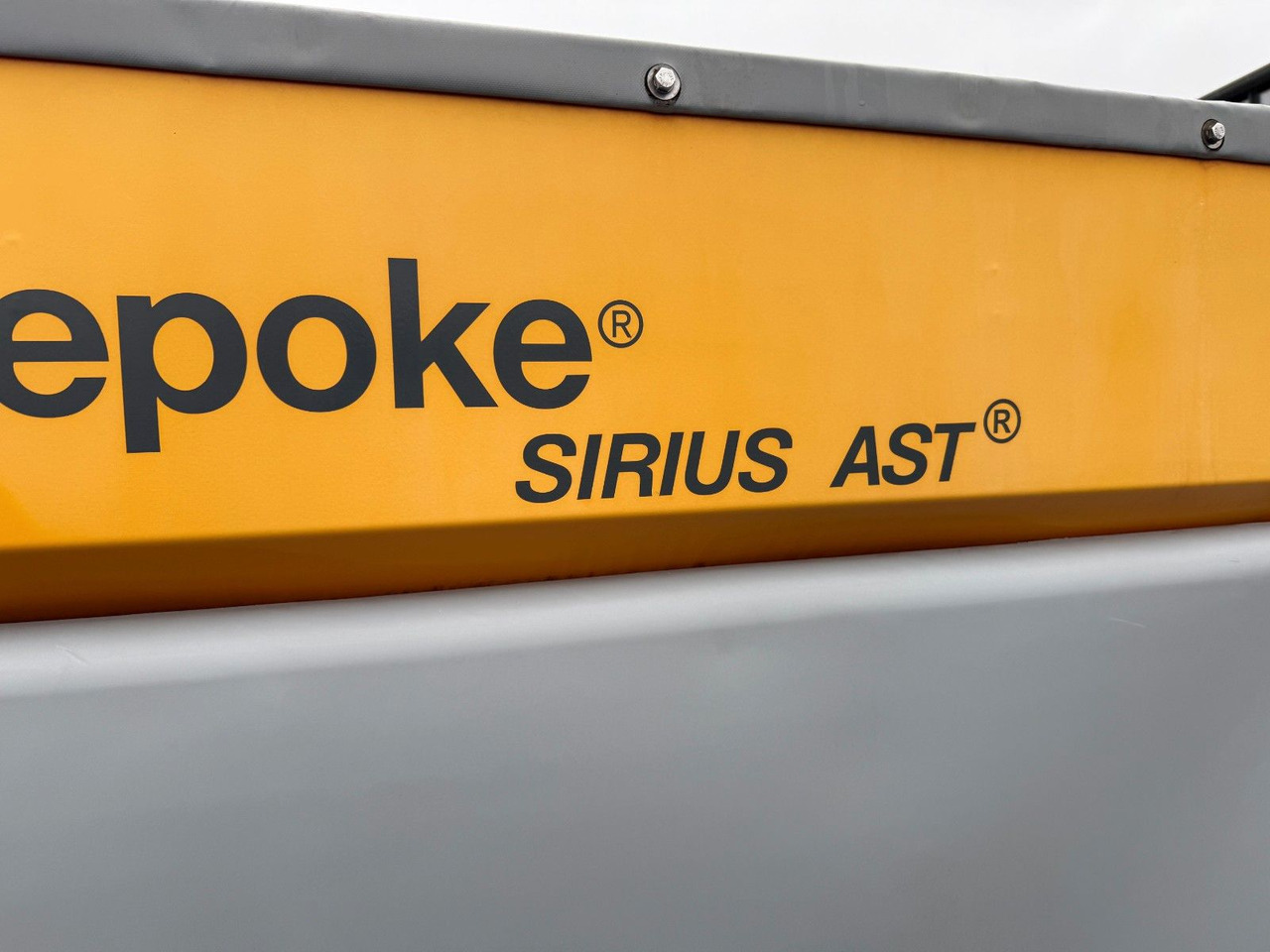 Camion ampliroll Epoke Salzstreuer Winterdienst Bandstreuer