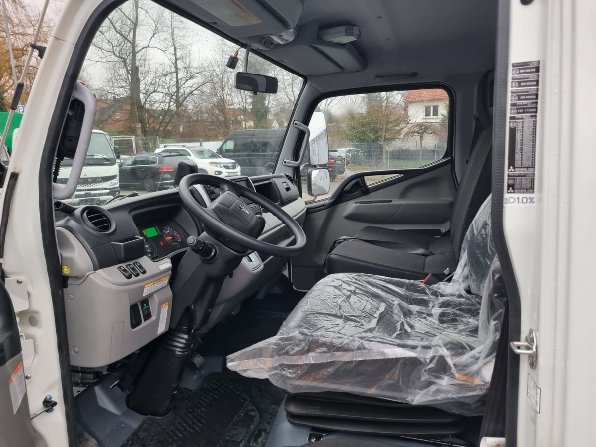 Camion ampliroll FUSO Canter FUSO 9C18  City Abrollkipper Hooklift Bla