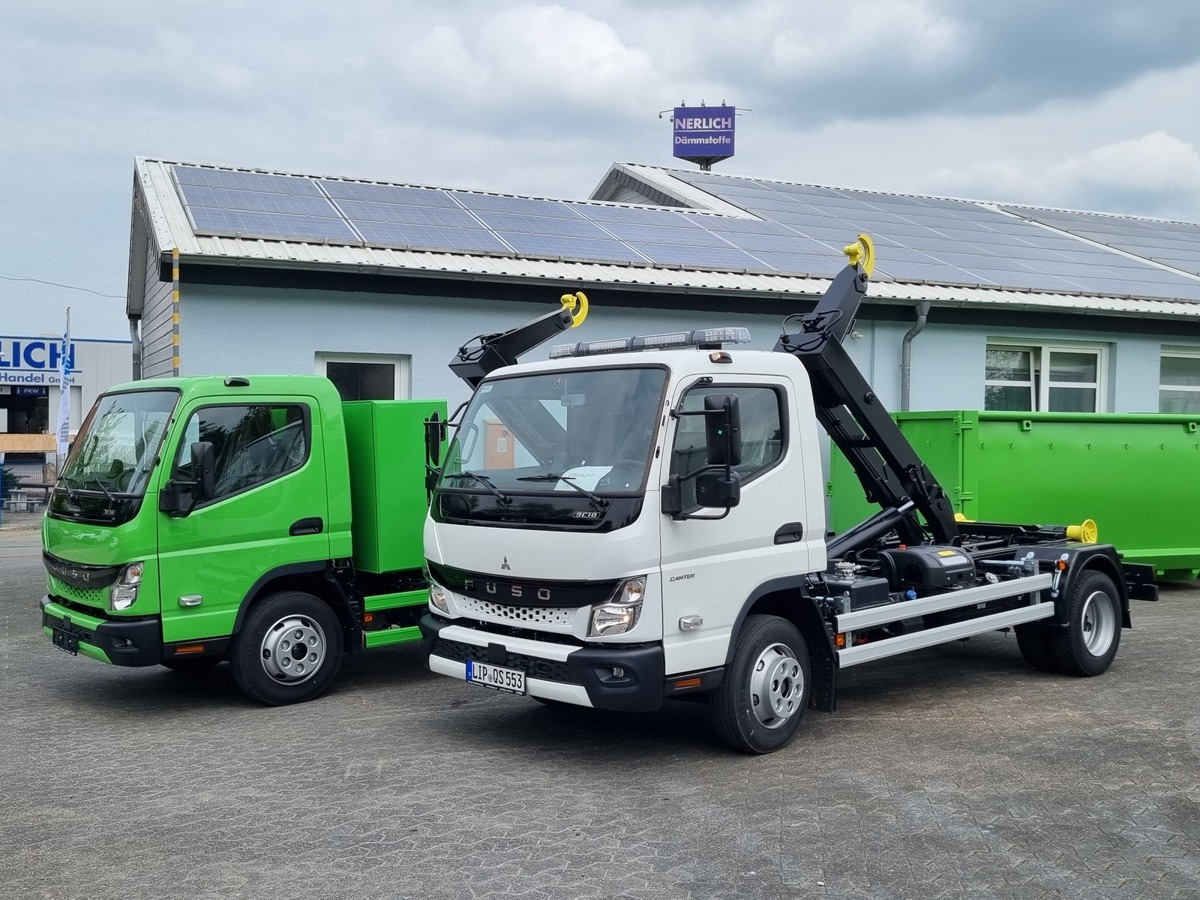 Camion ampliroll FUSO Canter FUSO 9C18 Duonic City Abrollkipper