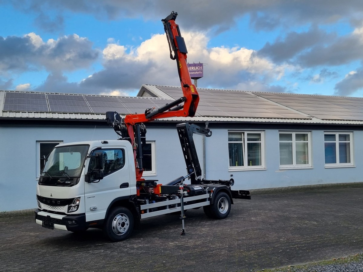 Camion ampliroll FUSO FUSO 9C18 City Abrollkipper + Z-Kran Recycling