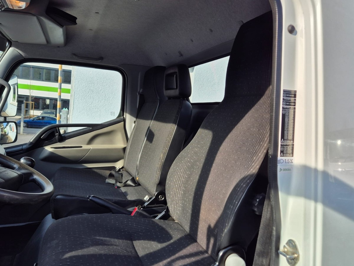 Camion ampliroll FUSO Fuso Canter 7C18 City Abrollkipper AHK Hooklift