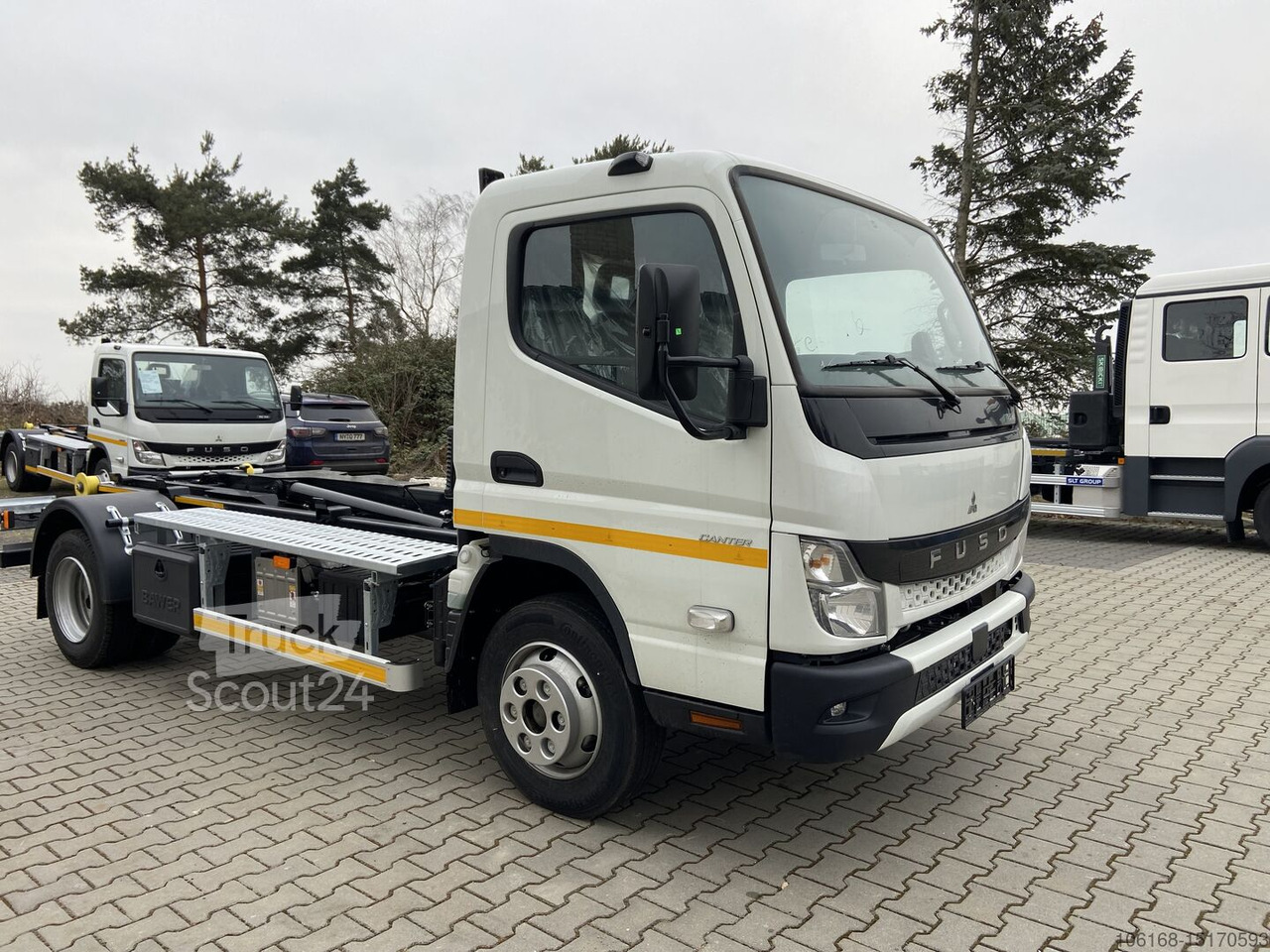 Camion ampliroll Fuso Canter 7C18 Abrollkipper