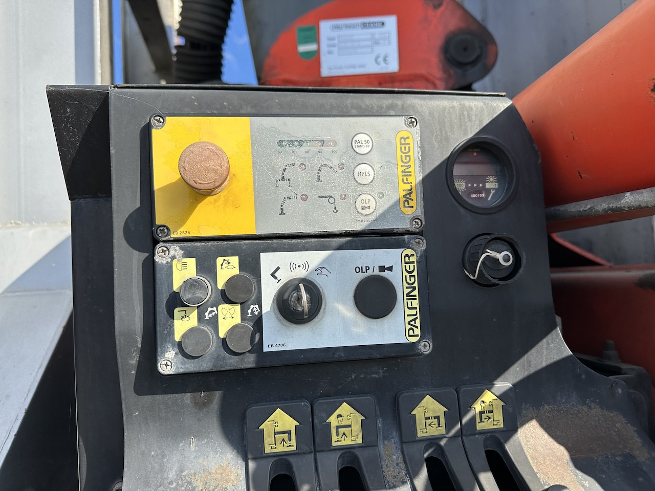 Camion ampliroll Glas Kran Mulde   Palfinger PK 16502   Funk