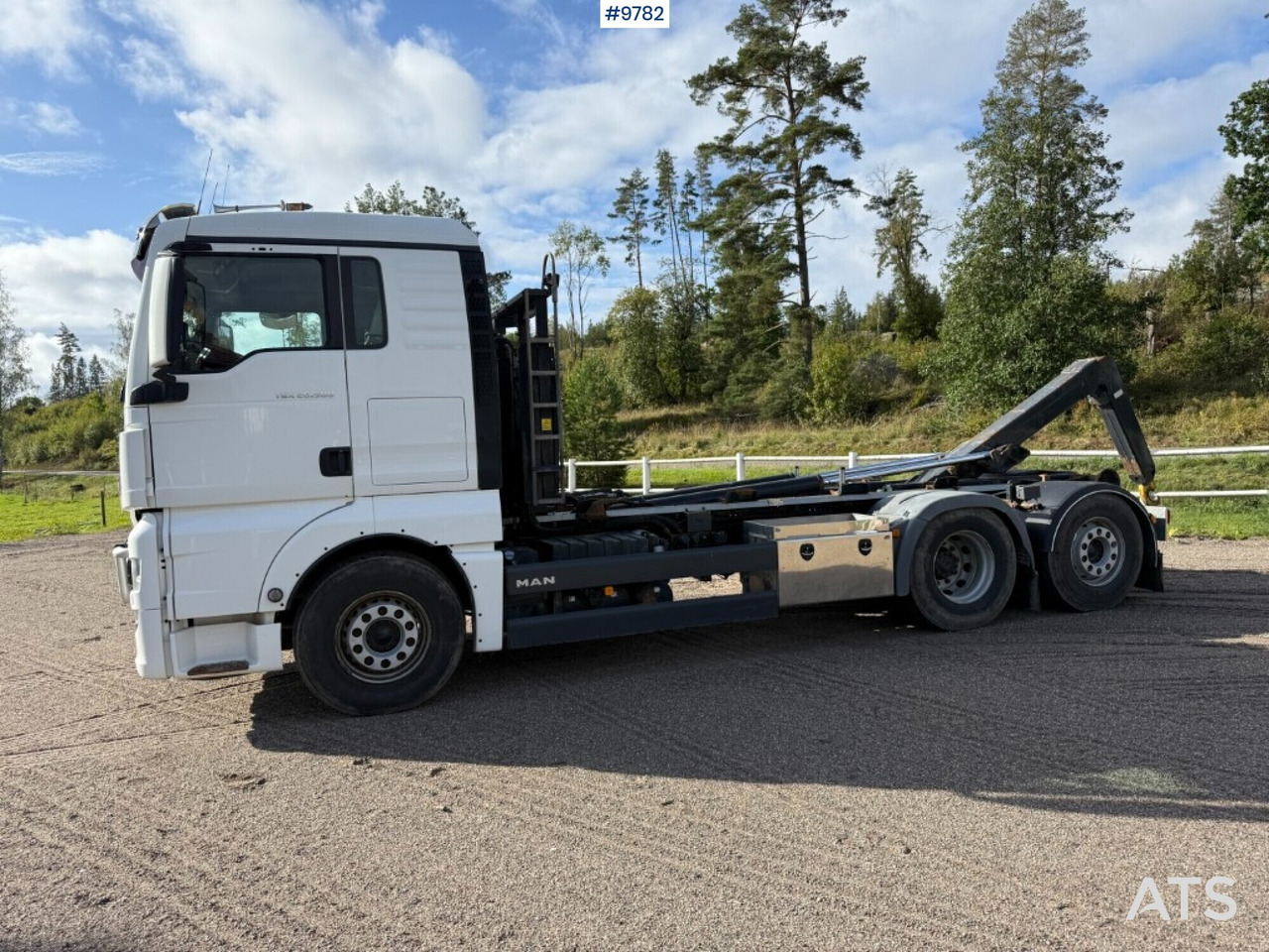 Camion ampliroll Hooklift Truck MAN TGX 26.500 6X2