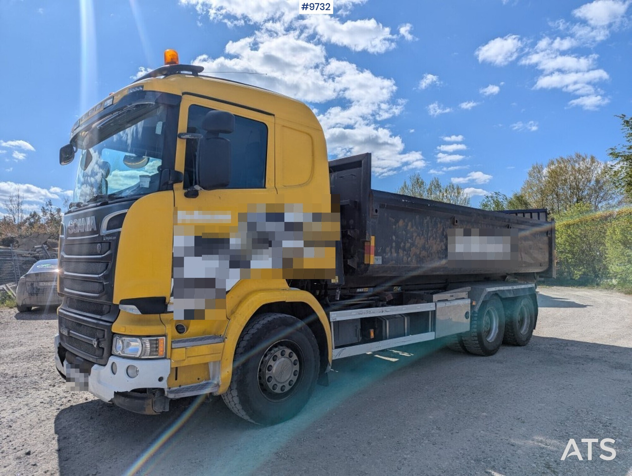 Camion ampliroll Hooklift Truck Scania R520 6x2 with flatbed