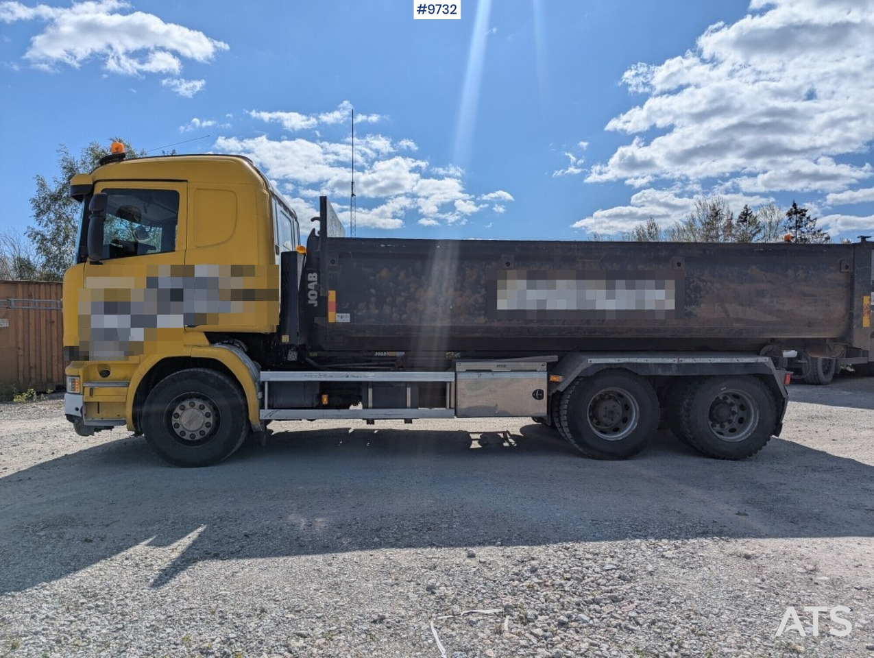 Camion ampliroll Hooklift Truck Scania R520 6x2 with flatbed