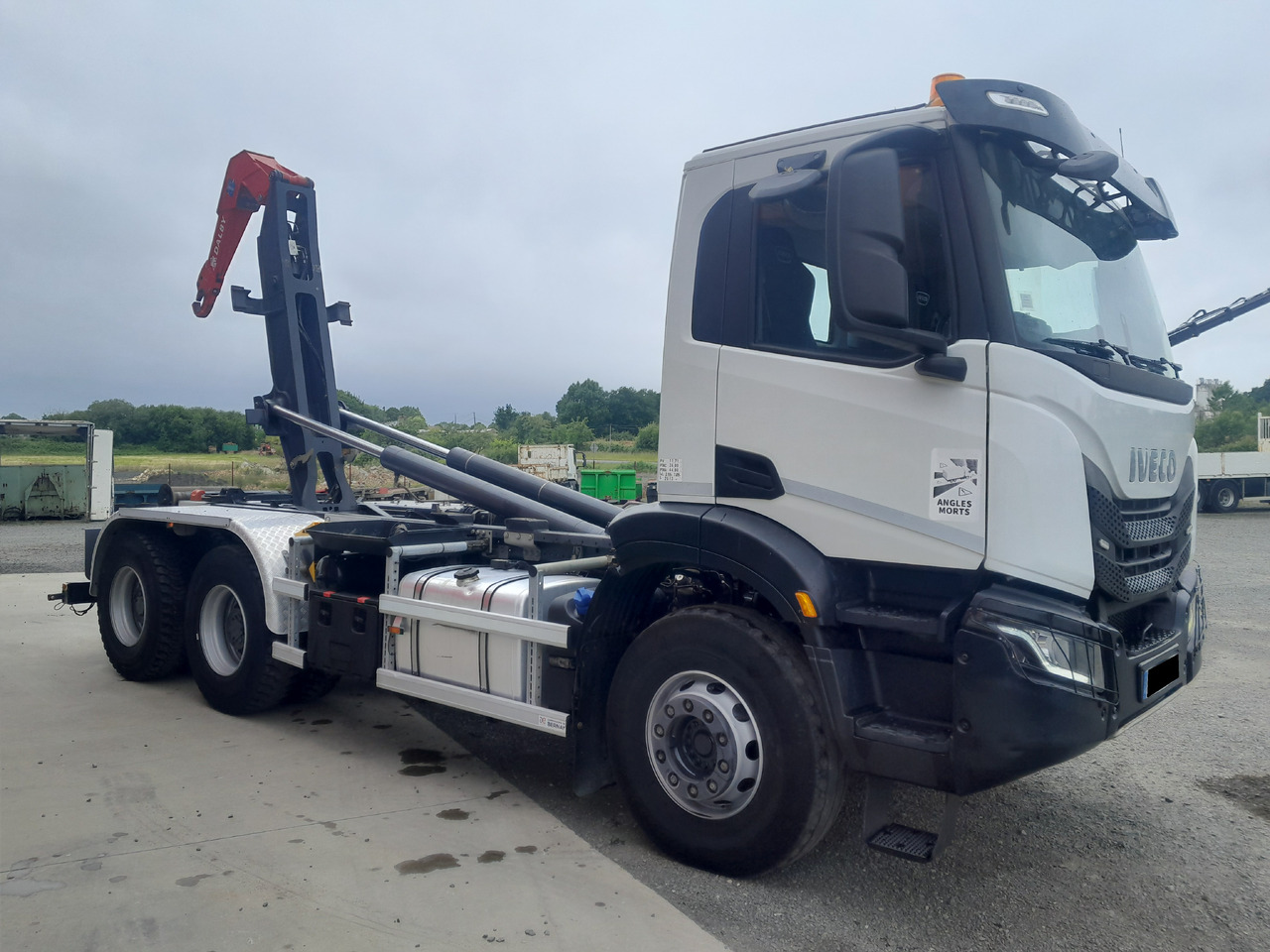 Camion ampliroll IVECO