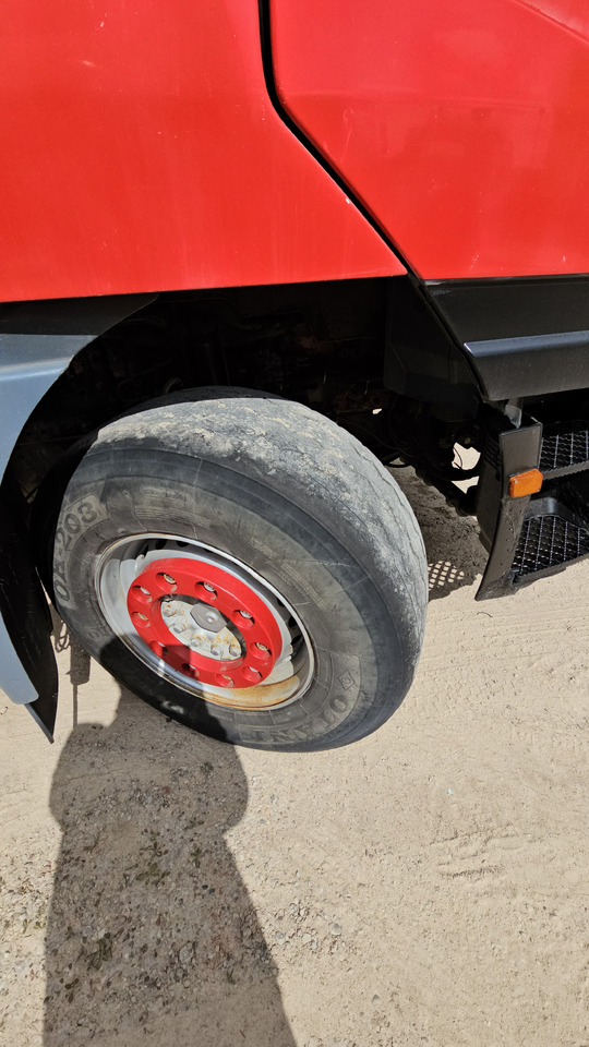 Camion ampliroll IVECO 240E42    6x2