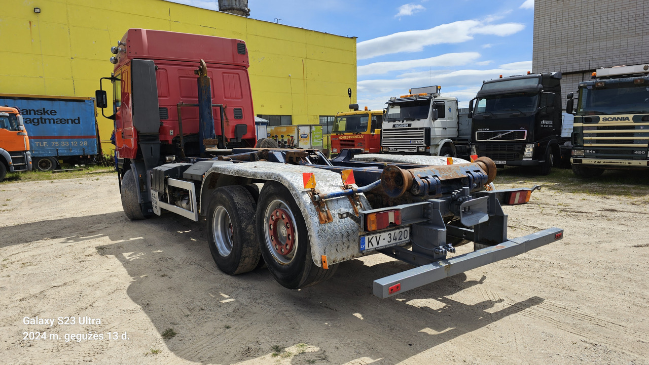 Camion ampliroll IVECO 240E42    6x2