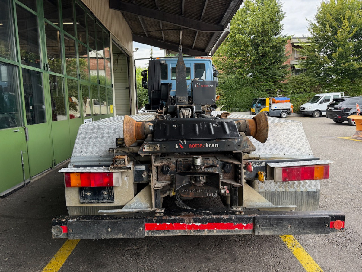 Camion ampliroll IVECO 340T45 Trakker  8x4