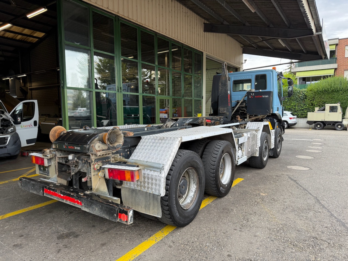 Camion ampliroll IVECO 340T45 Trakker  8x4