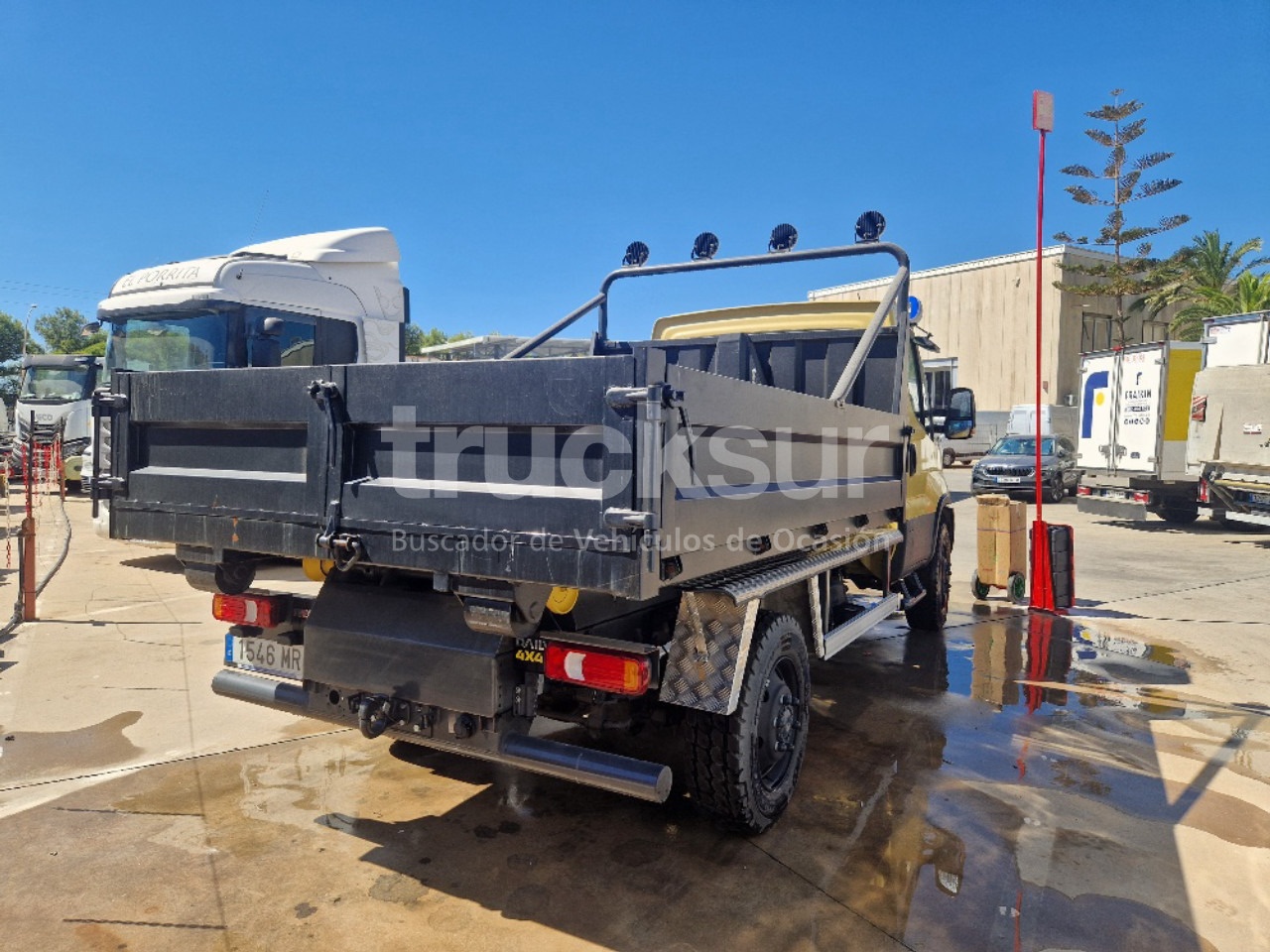 Camion ampliroll IVECO 55S18H