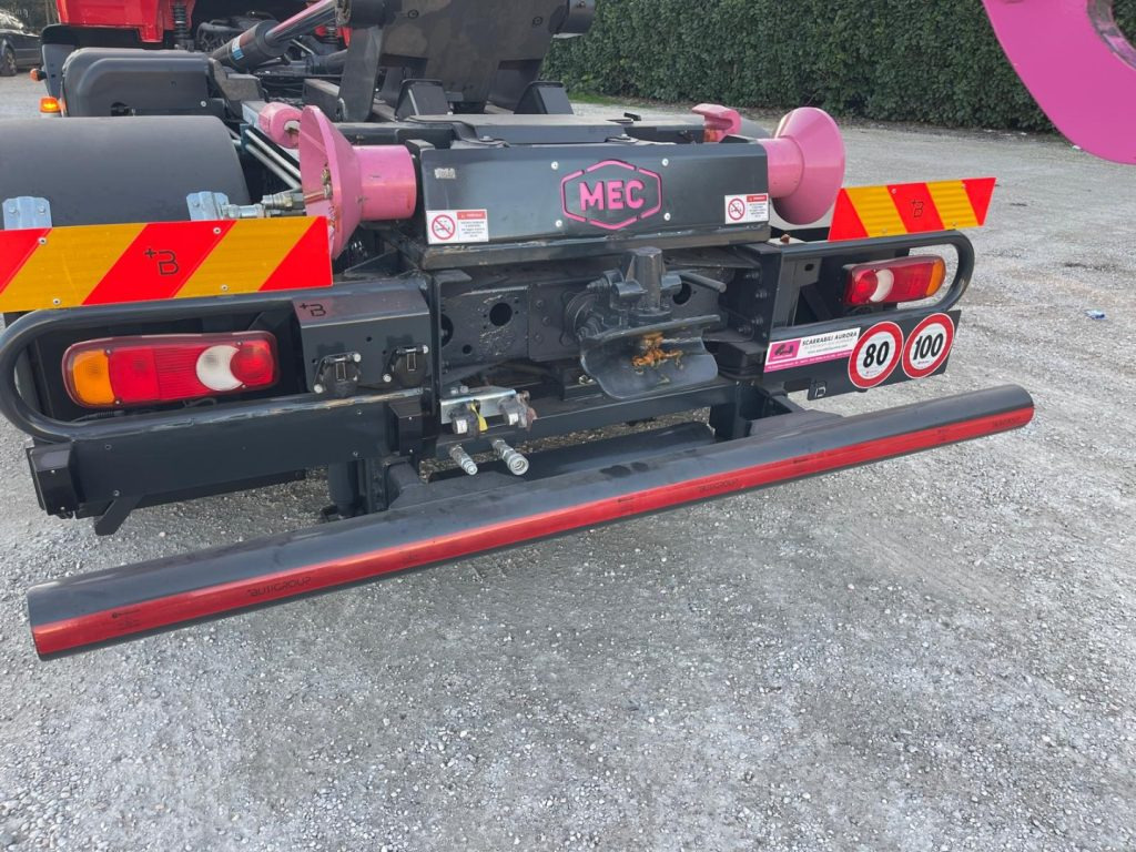 Camion ampliroll IVECO EUROCARGO 160E32 CON SCARRABILE NUOVO