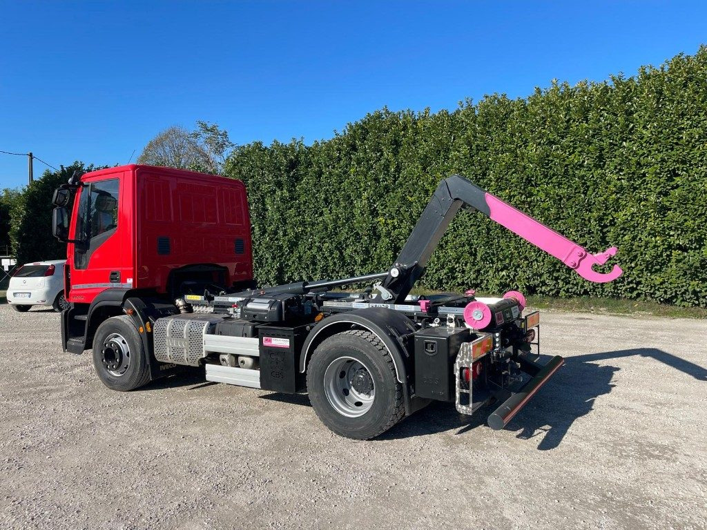 Camion ampliroll IVECO EUROCARGO 160E SCARRABILE