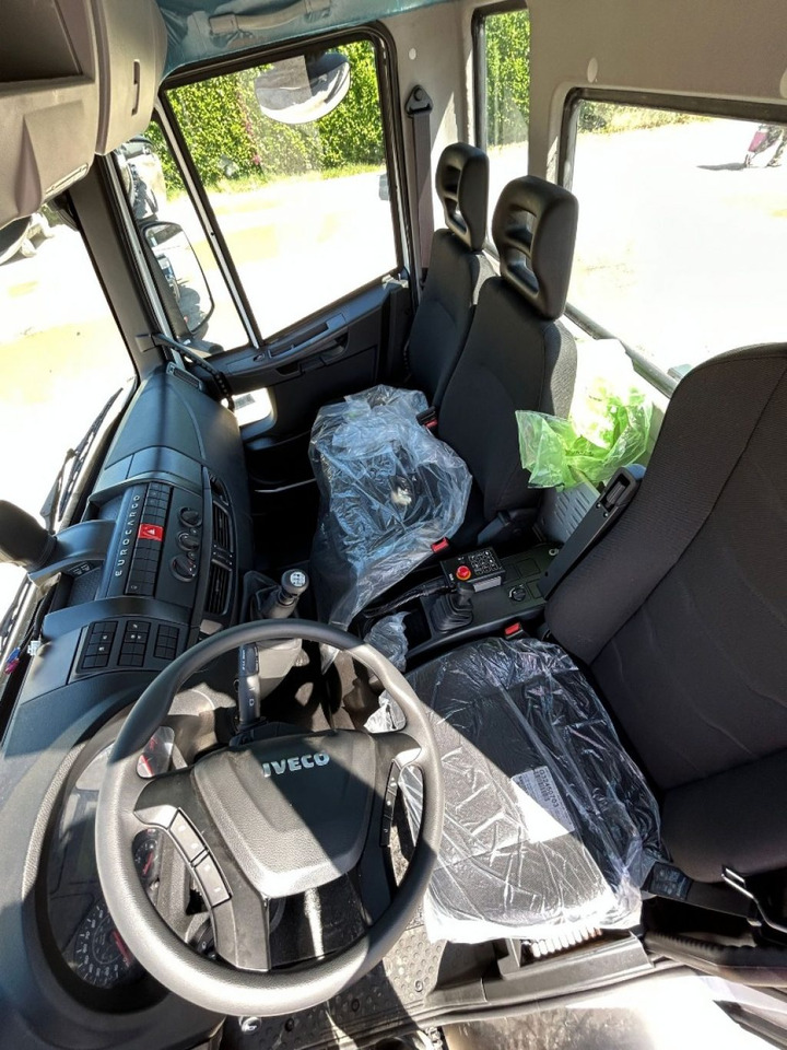 Camion ampliroll IVECO EUROCARGO 180E32K NUOVO SCARRABILE