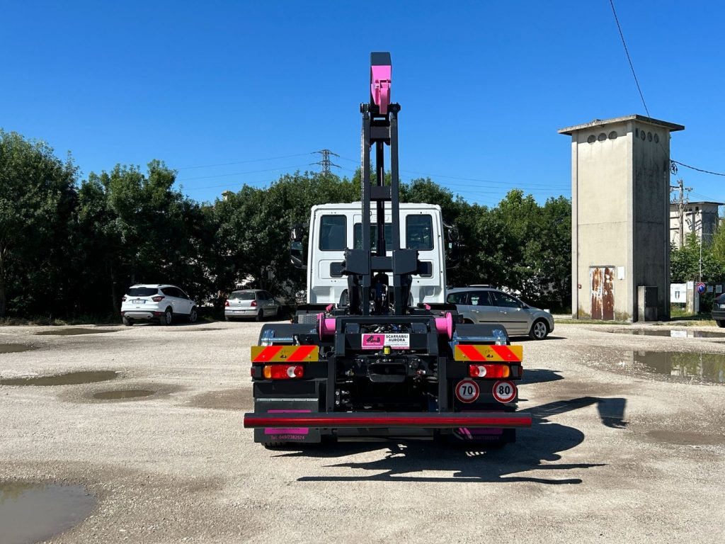 Camion ampliroll IVECO EUROCARGO 180E32K NUOVO SCARRABILE