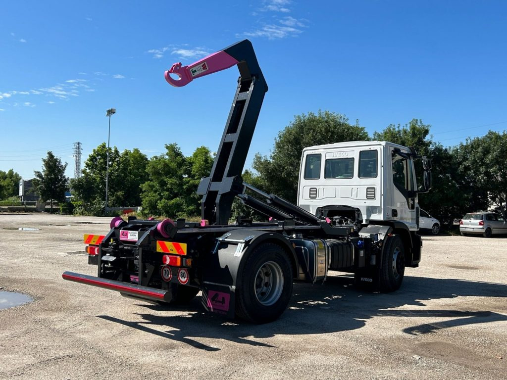 Camion ampliroll IVECO EUROCARGO 180E32K NUOVO SCARRABILE