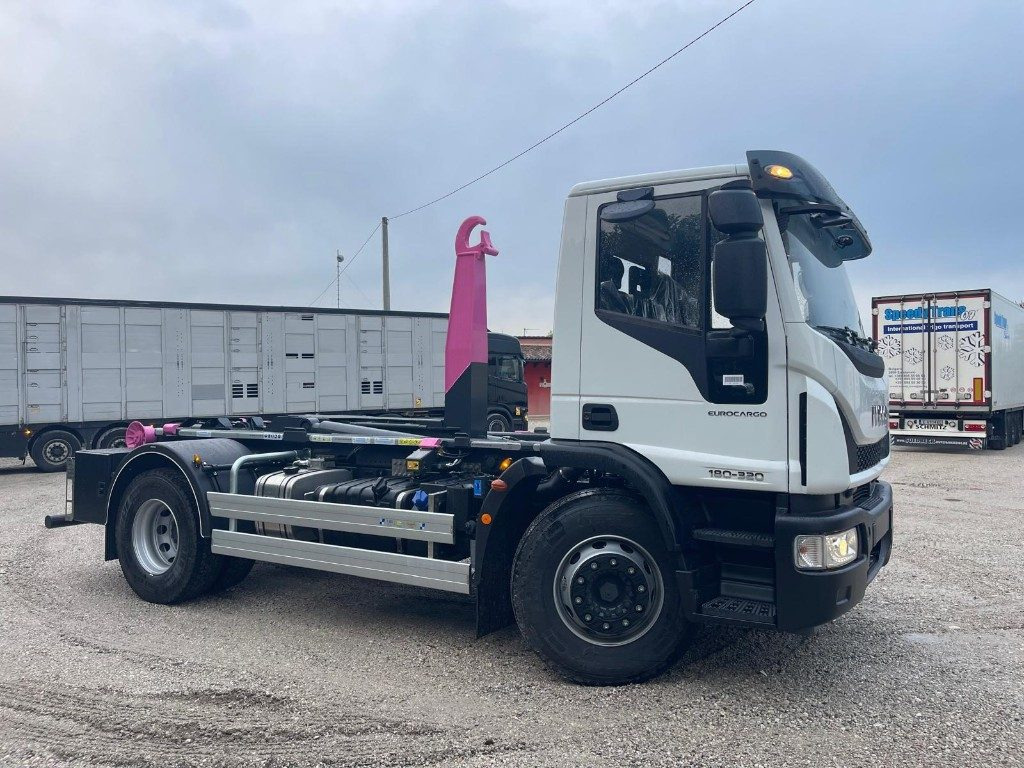 Camion ampliroll IVECO EUROCARGO 180K32 SCARRABILE NUOVO