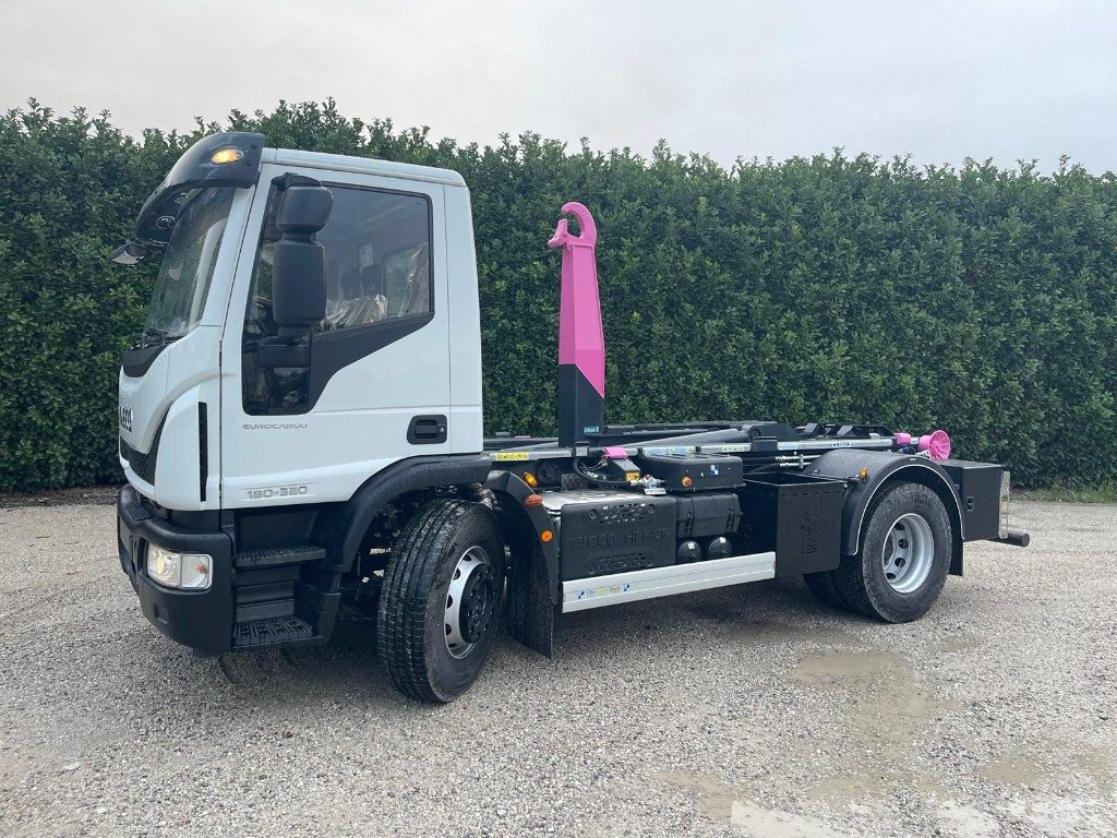 Camion ampliroll IVECO EUROCARGO 180K32 SCARRABILE NUOVO